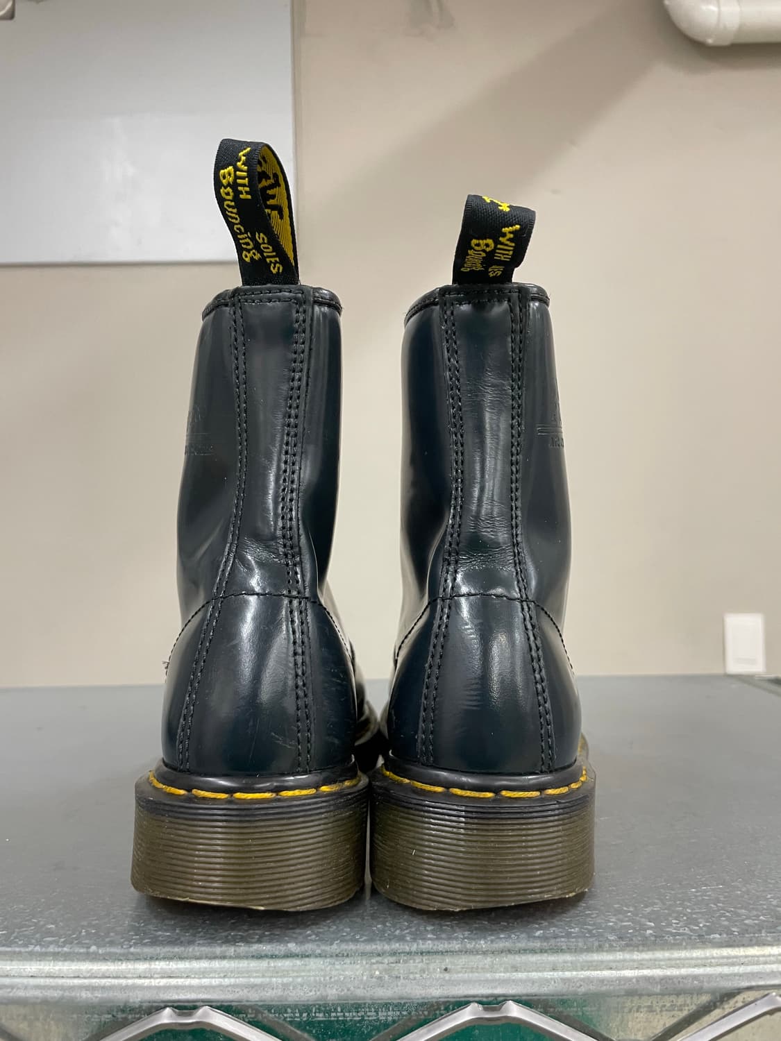 닥터마틴 10072 실버크로마 uk4 상품이미지3