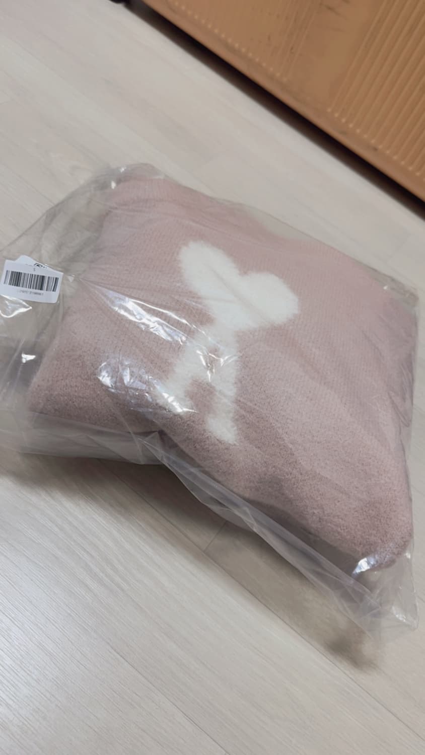 [S] 아미 알파카 하트 로고 니트 핑크 상품이미지3