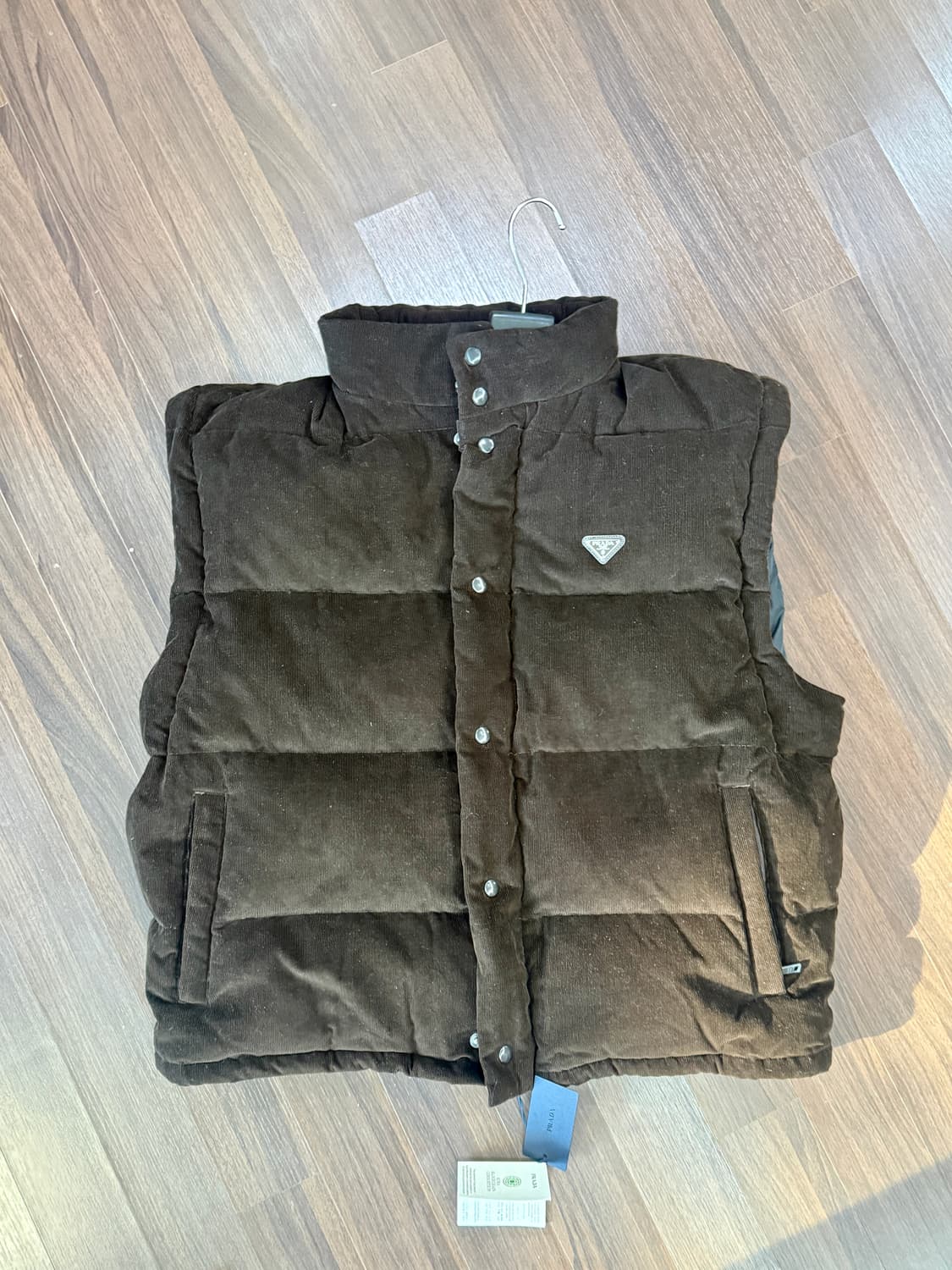 Prada 프라다 25FW 코듀로이 패딩 상품이미지7