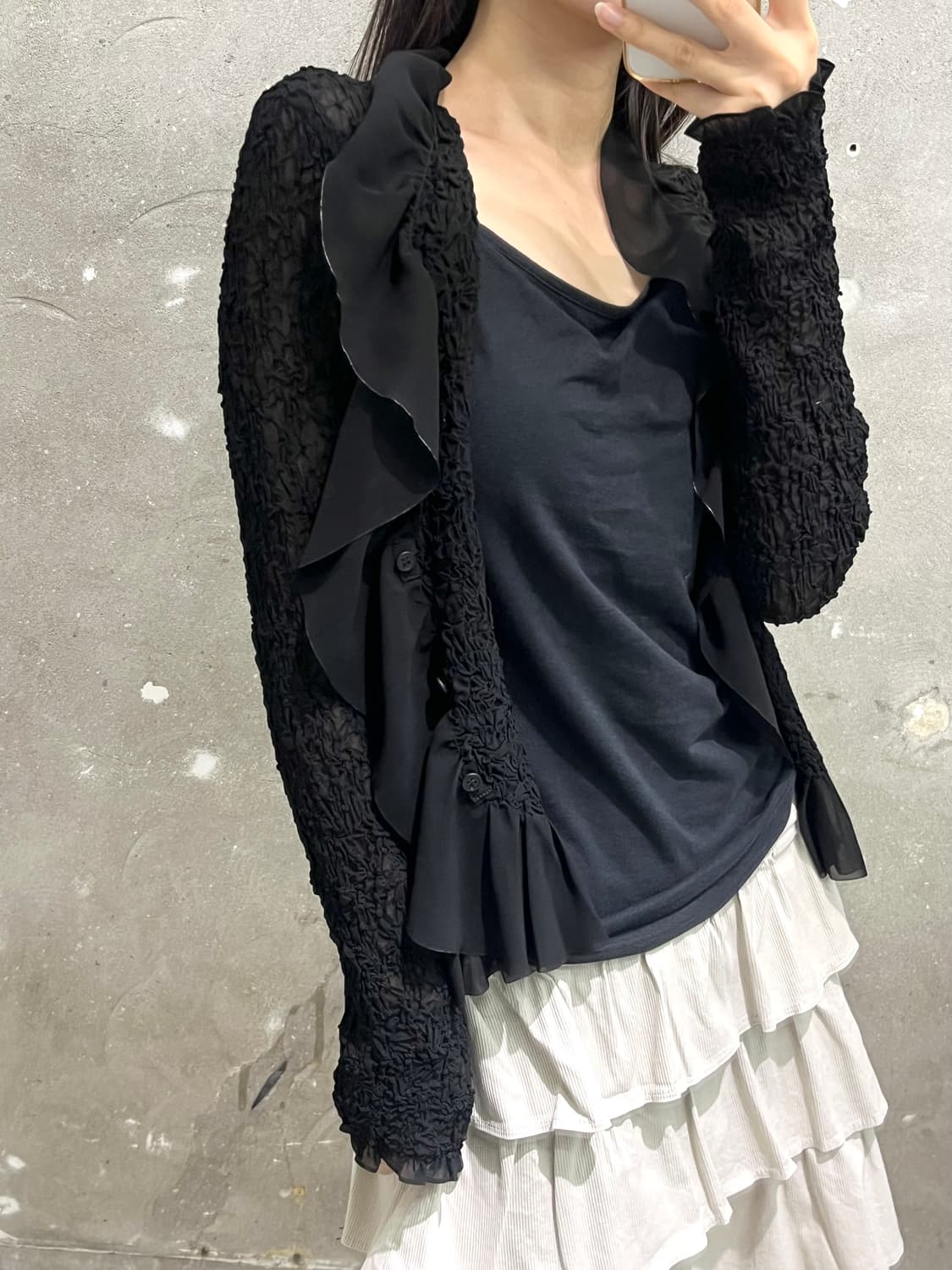 IsseyMiyake 이세이미야케 블랙 러플 가디건 상품이미지2
