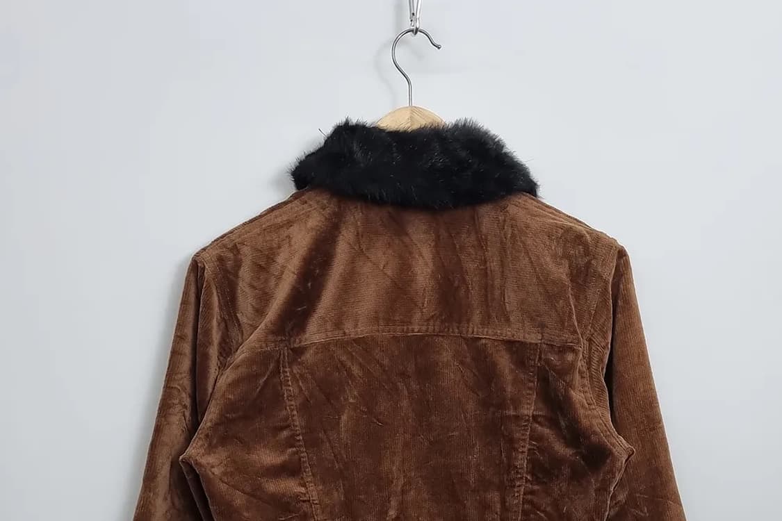  모스키노 코듀로이 퍼카라 크롭 자켓  상품이미지5