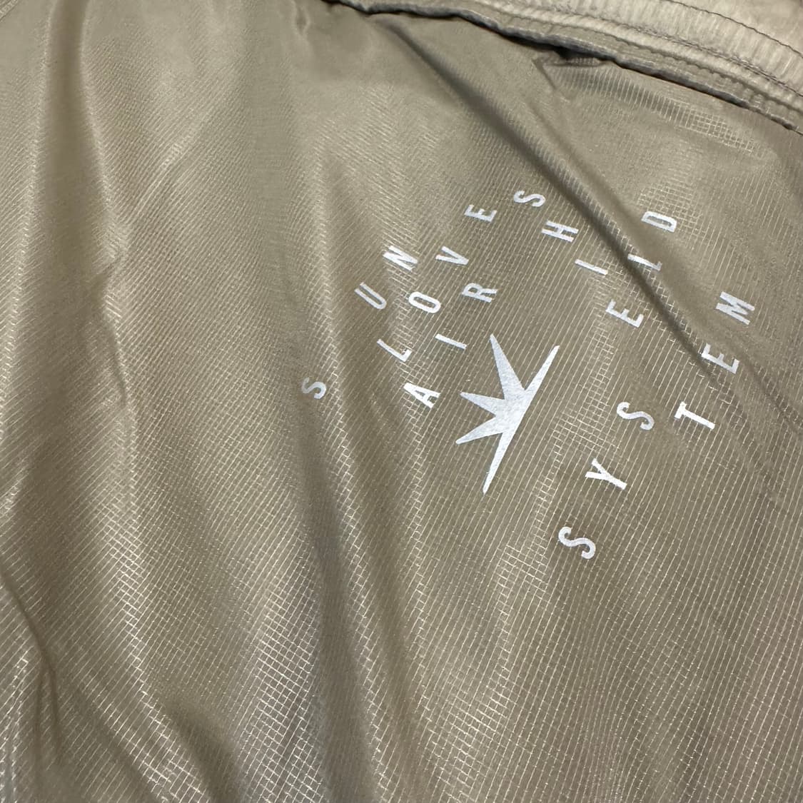 (새상품) 썬러브 패딩 스톤 Hooded Fly Light 상품이미지6