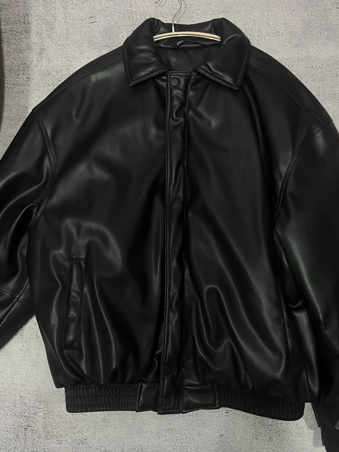 자라 레더 자켓 판매합니다 . 상품이미지1