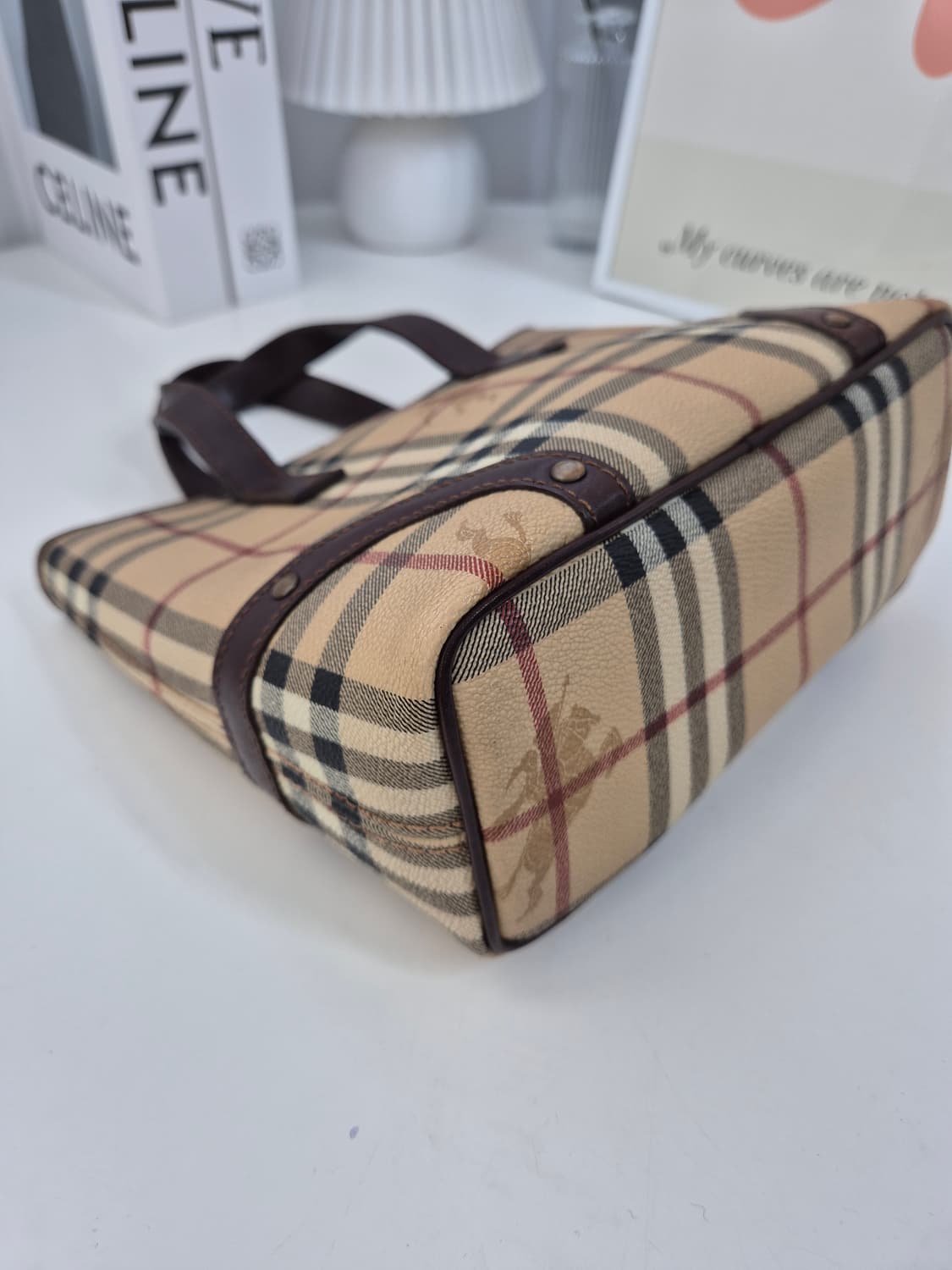 버버리 노바체크 미니 토트백 상품이미지8