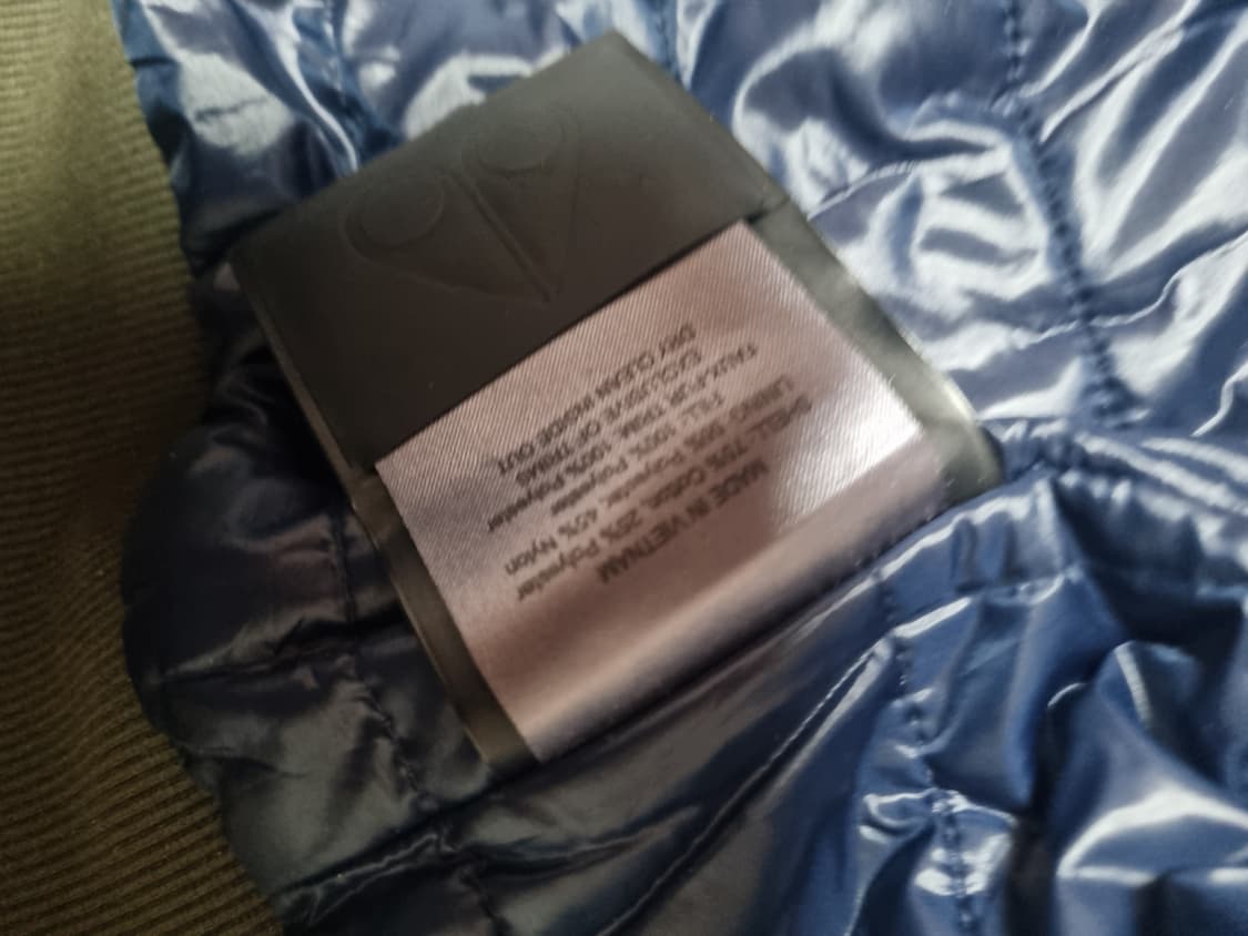 특가)  무스너클버니스웨터자켓. M/XL 상품이미지6