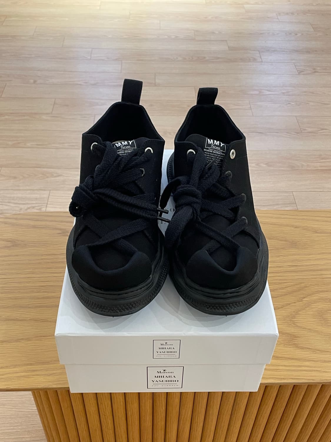 미하라야스히로 X 뷰티 비스트 roll tongue staining sh 상품이미지2