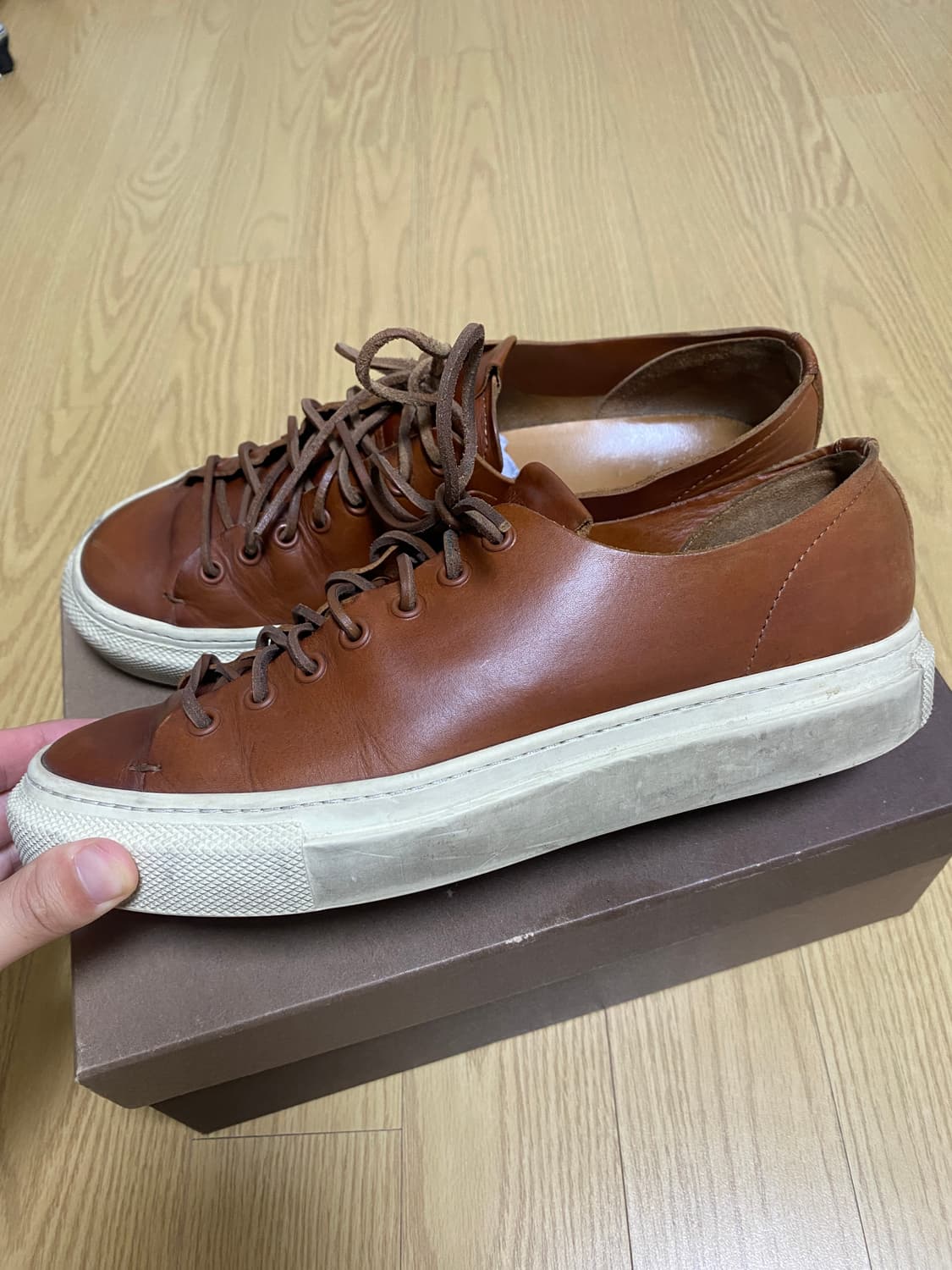 부테로 타니노 다크브라운 상품이미지4