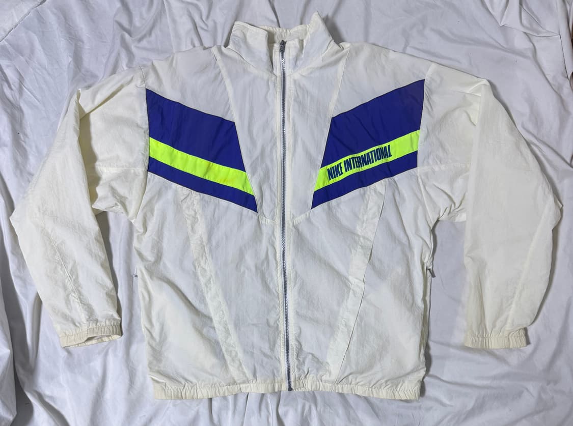 90s 나이키 인터내셔널 윈드브레이커 상품이미지1