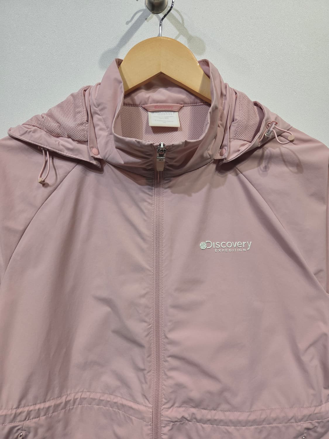 디스커버리 익스페디션 여성 후드 바람막이 자켓 상품이미지3
