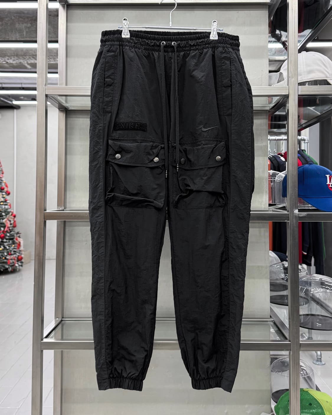 나이키 테크니컬 포켓 우븐 조거 트랙팬츠 블랙 상품이미지1