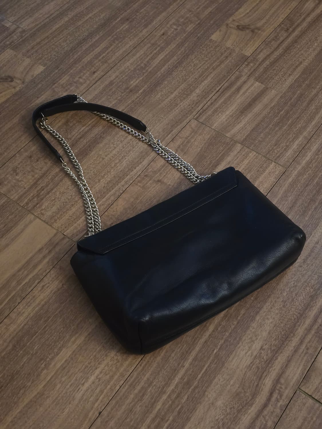 Vivienne Westwood 빅로고 레더 숄더백 상품이미지3