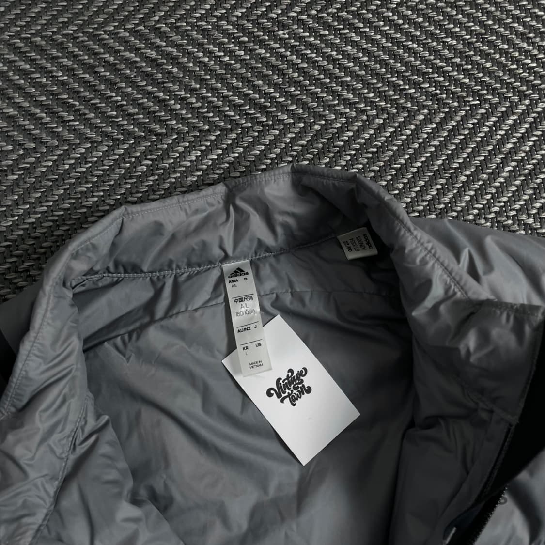 아디다스 경량 러닝 다운 베스트 그레이o 3677 상품이미지4