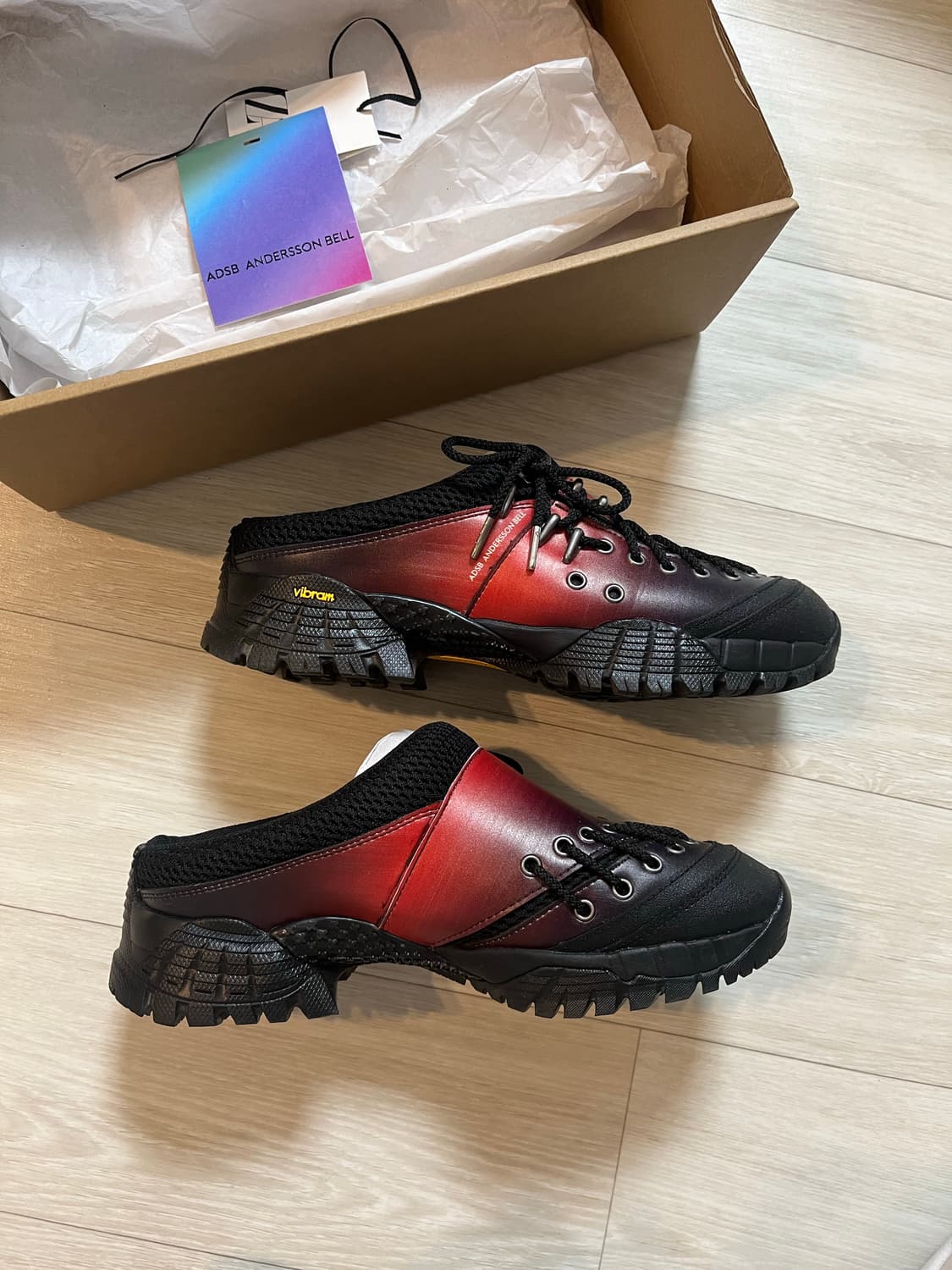 자라 x 앤더슨벨 클로그 레드 상품이미지1