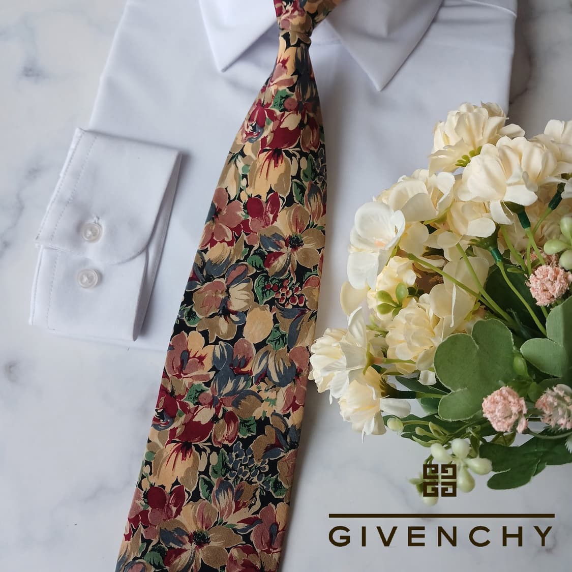 지방시 실크 브라운 플로럴 패턴 넥타이 9.6cm A등급 A19618
 상품이미지2