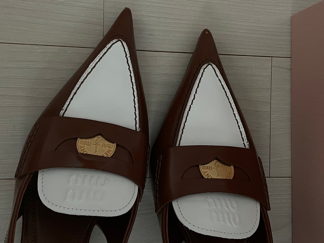 미우미우 레더 페니 로퍼 슬링백 36.5사이즈 상품이미지6