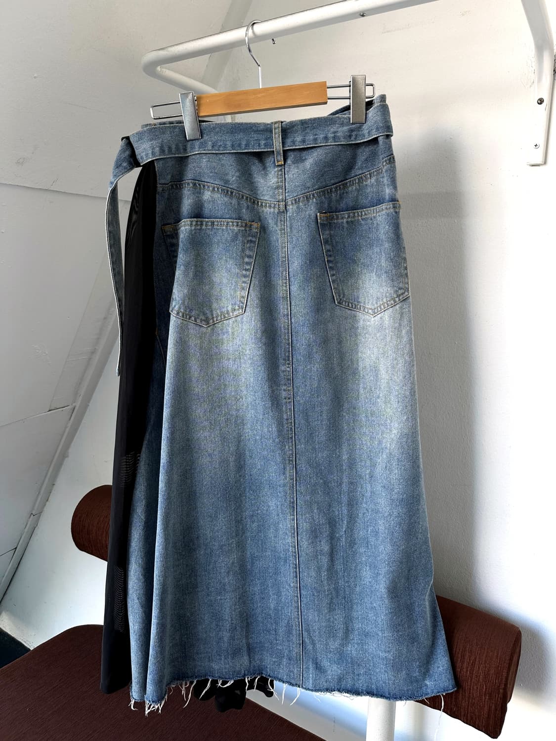 One washed panel belted wrap denim skirt 상품이미지5