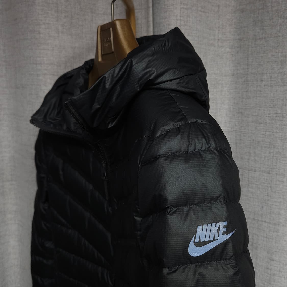 S ) 나이키 여성 에어로 로프트 구스 경량 후드 롱패딩 상품이미지4