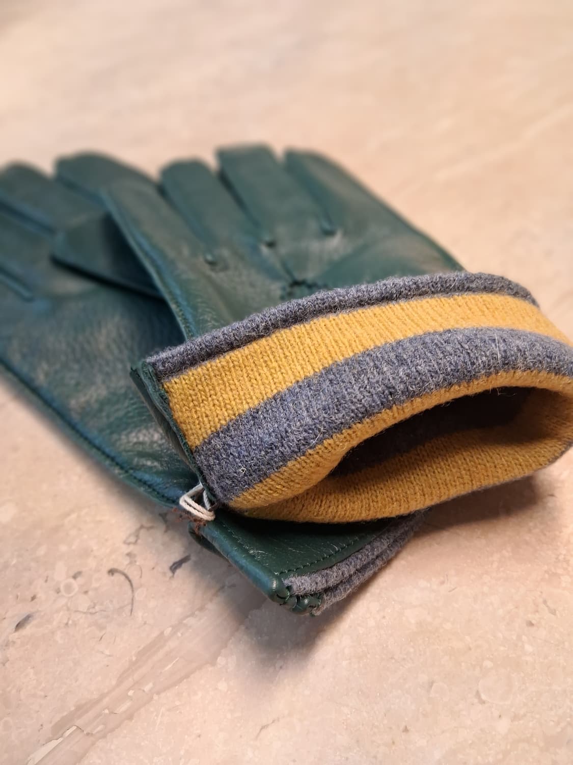 비비안웨스트우드 남성용 V 스티치 가죽 장갑 다크 그린 (새상품) 상품이미지5