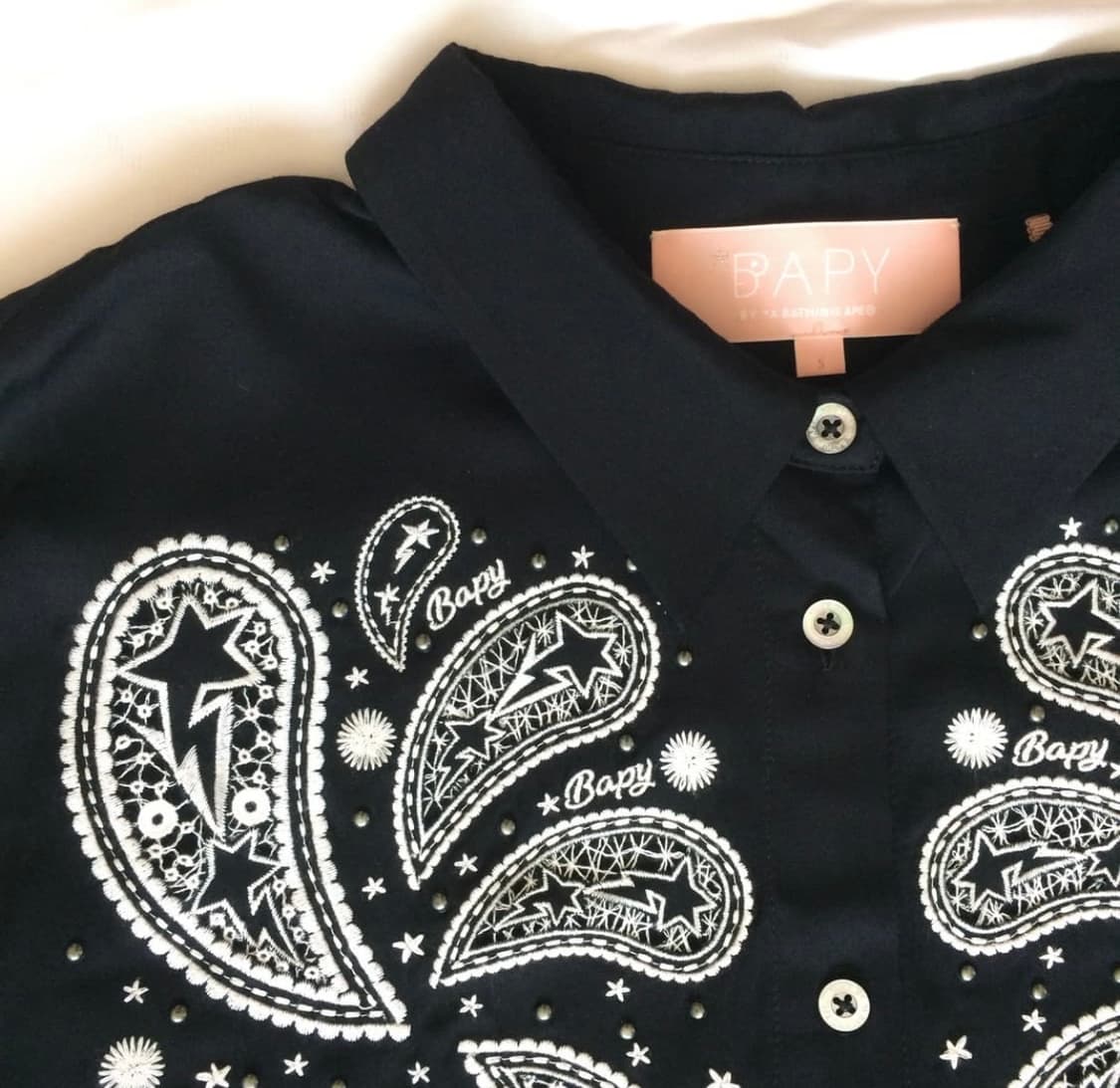 베이프 스타 자수 페이즐리 스터드 큐빅 오버사이즈 셔츠 상품이미지4