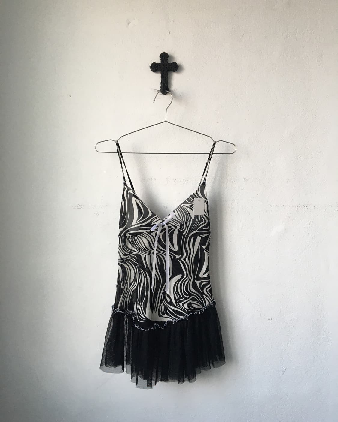 Pattern point mesh sleeveless 상품이미지1