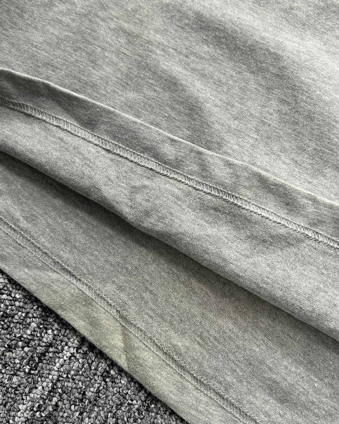 아베크롬비 y2k 스펠로고 그레이 롱슬리브  상품이미지6