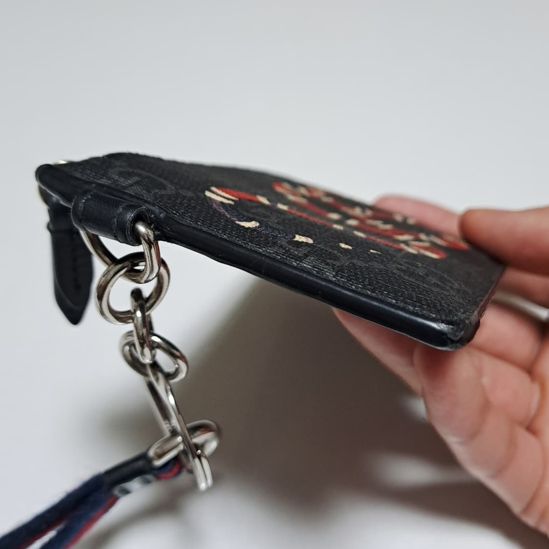 [100%/정품] 구찌 슈프림 모노그램 킹스네이크 카드지갑, 구찌지갑 상품이미지4