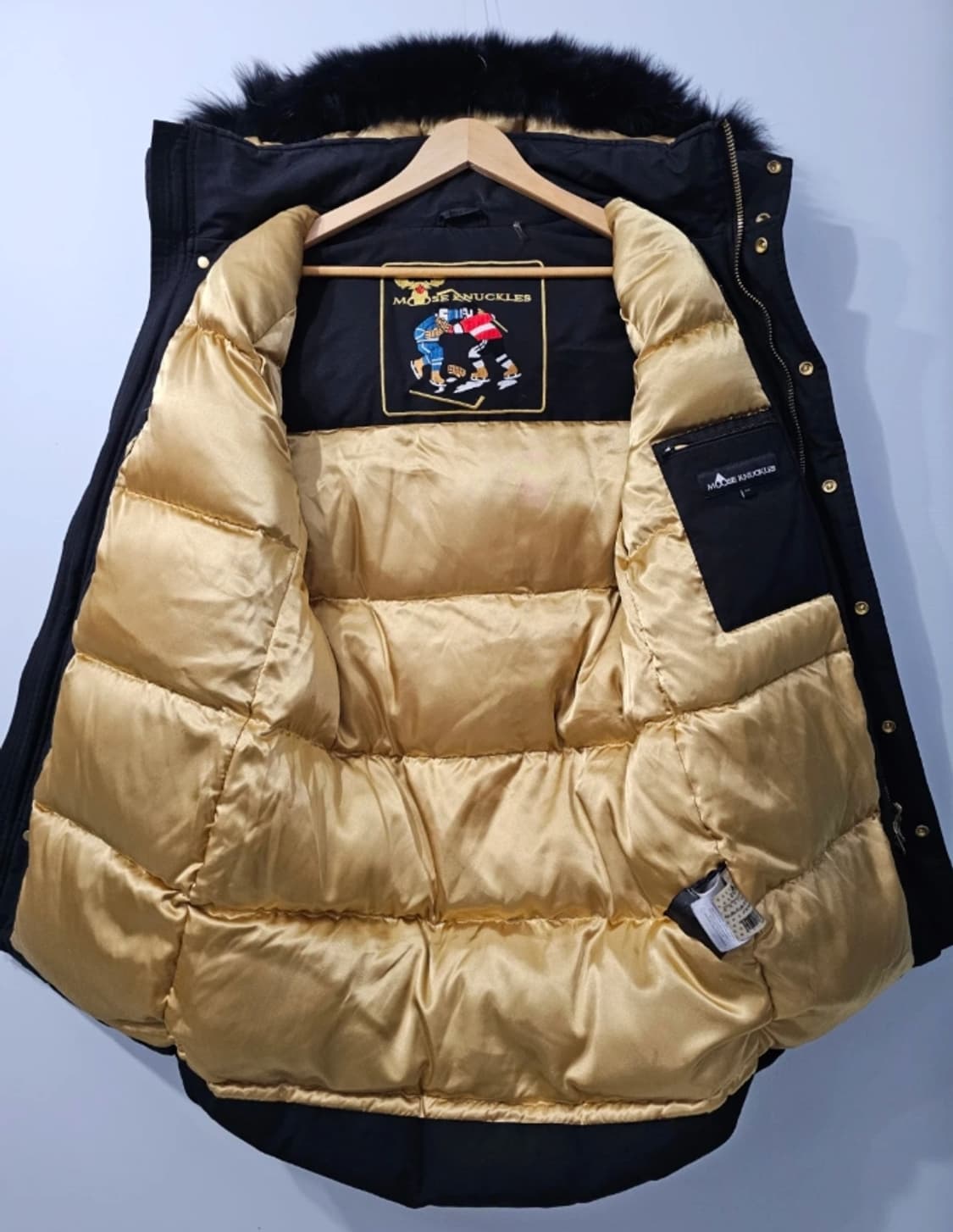 무스너클 금장 스틸링 에디션 패딩 상품이미지1