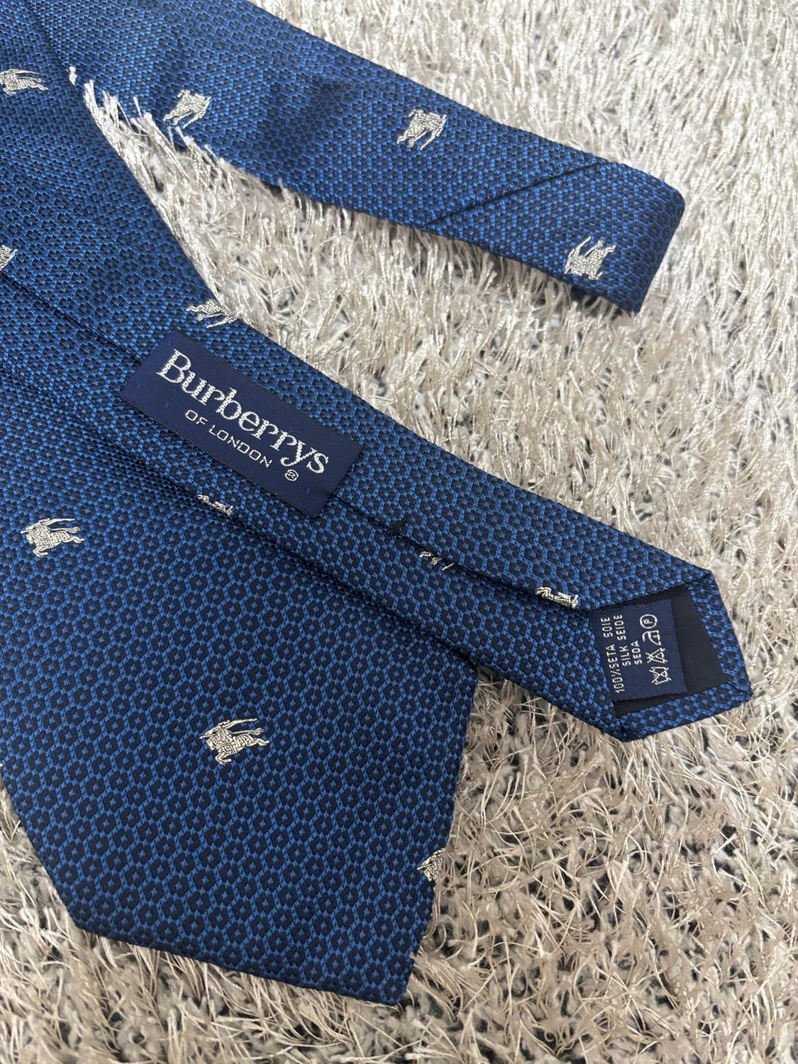 이태리제 버버리 실크100프로 넥타이 상품이미지3