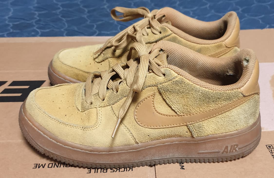 나이키 에어포스1 로우 LV8 3위트 된장 (250) 상품이미지3