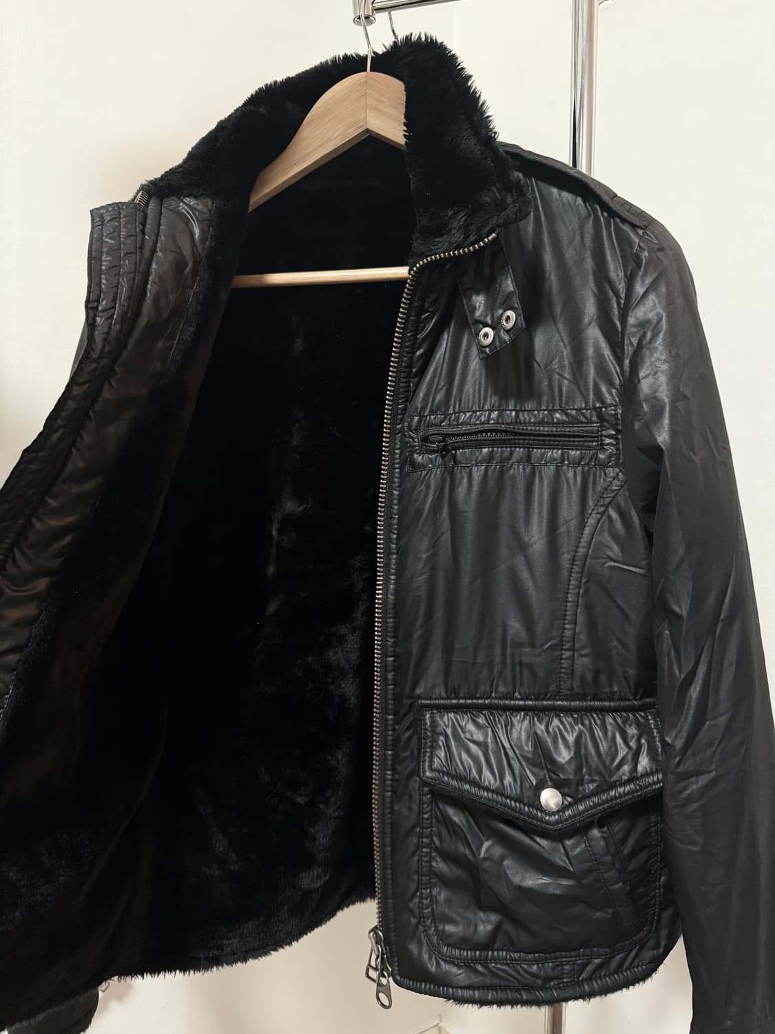 TAKEO KIKUCHI detail fur two-way zip-up  상품이미지4