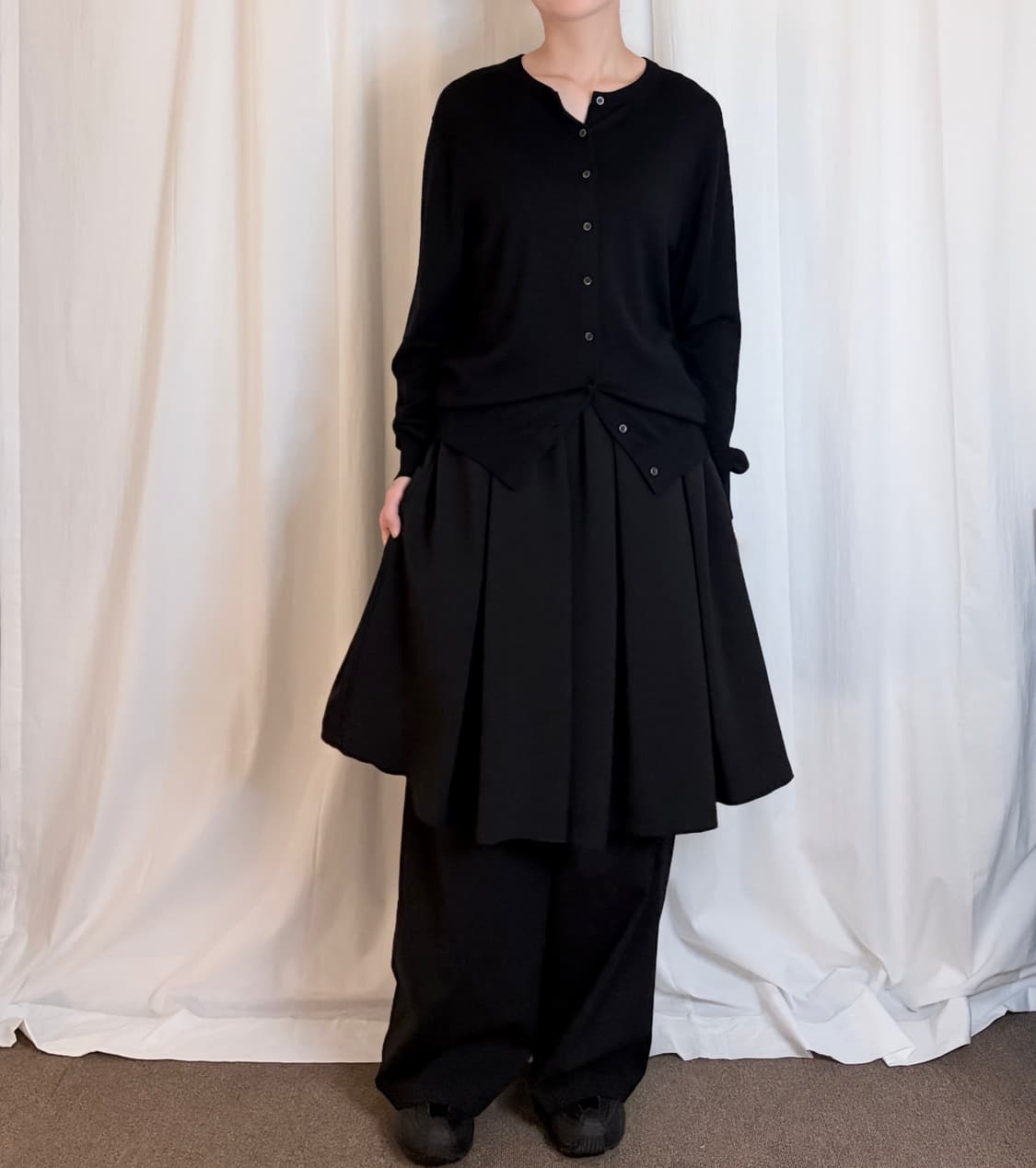 Structured Flare Midi Skirt - Black 상품이미지3
