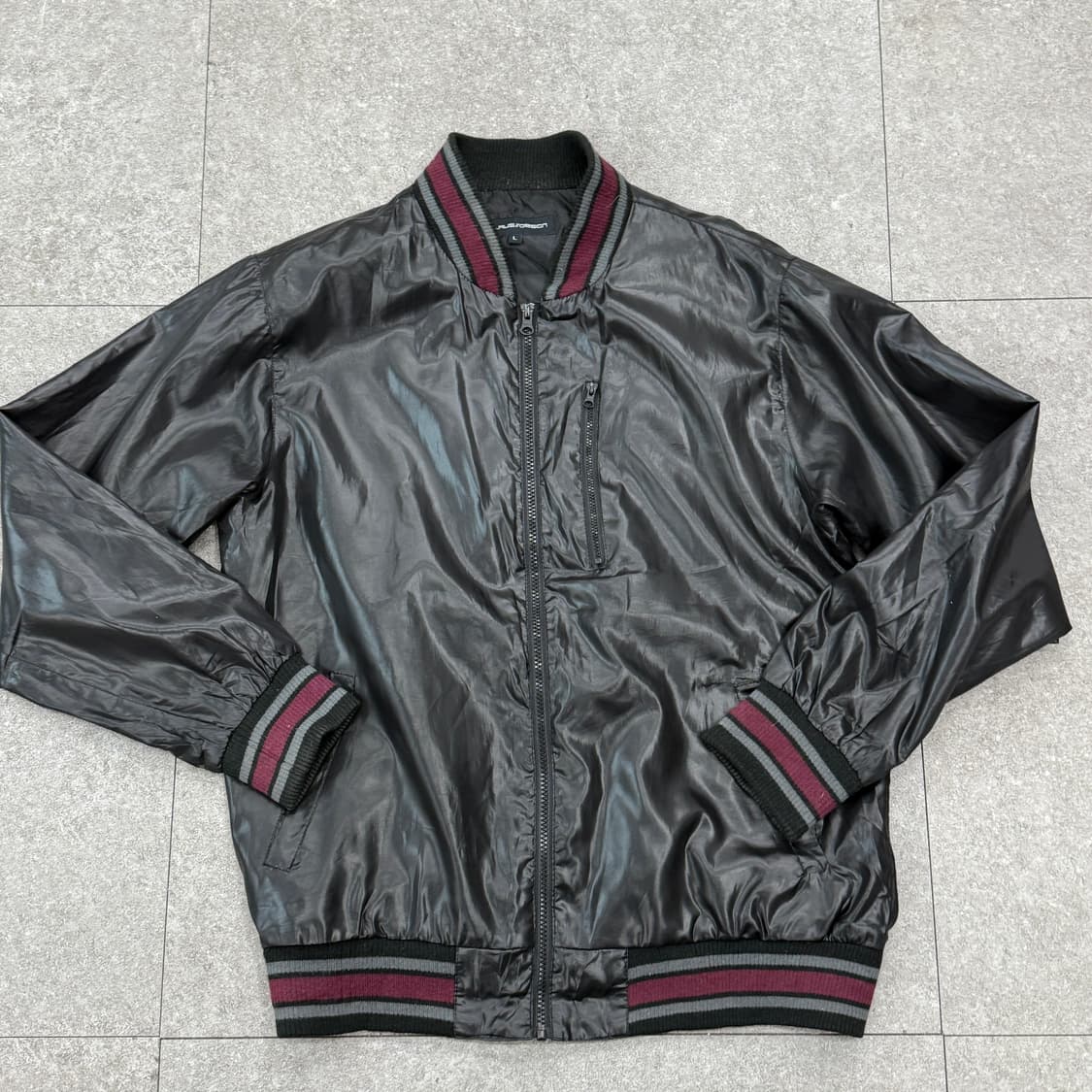 NYLAUS 블랙 유광 점퍼 상품이미지4