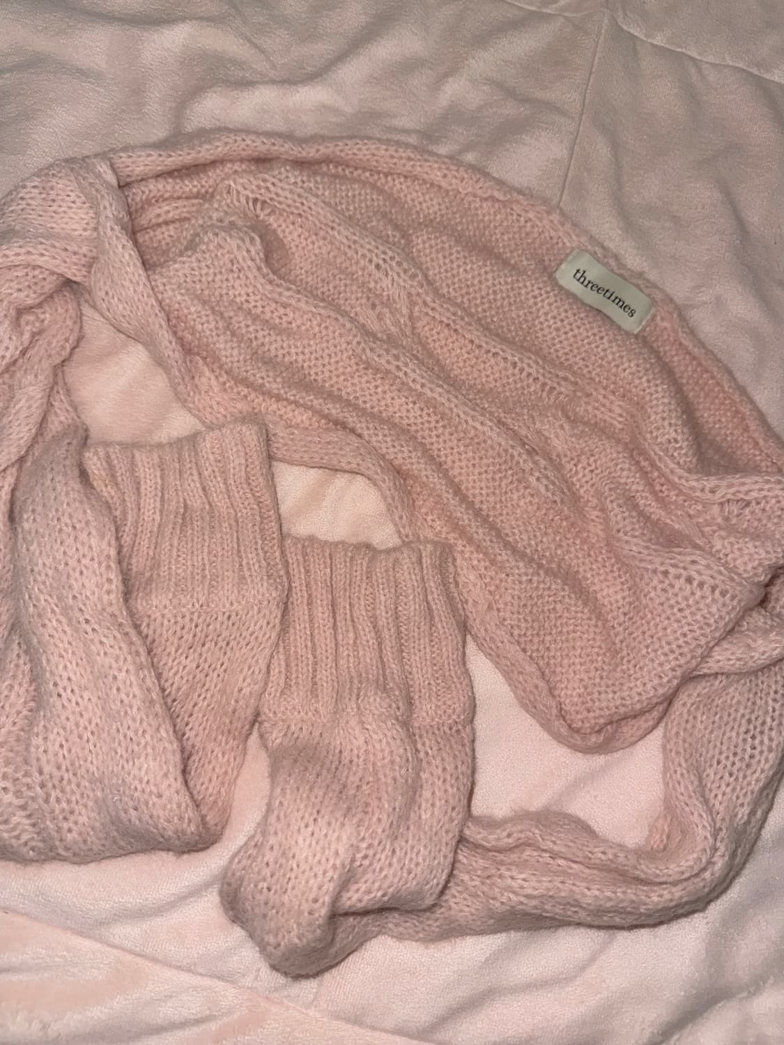 쓰리타임즈 캔디 니트 베이비핑크 모헤어 볼레로 베이비메탈클럽엔젤넘버555 상품이미지1