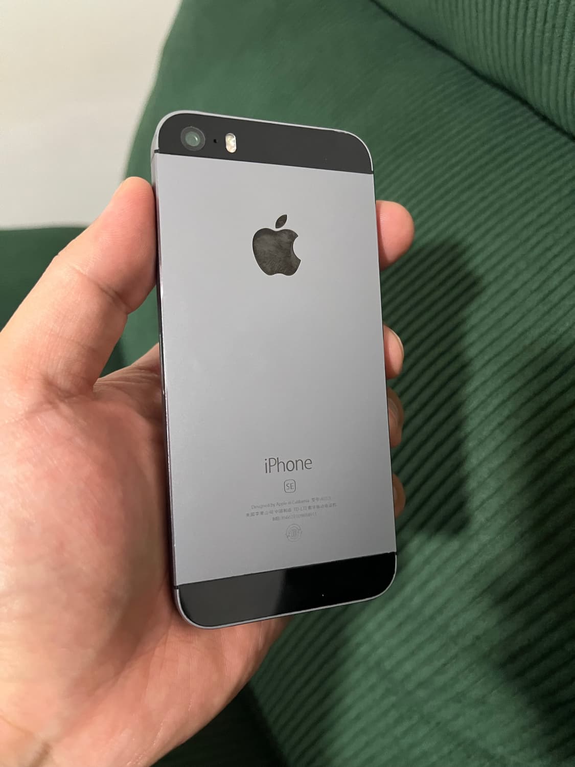 한국한 아이폰se 스그 64기가 상품이미지1