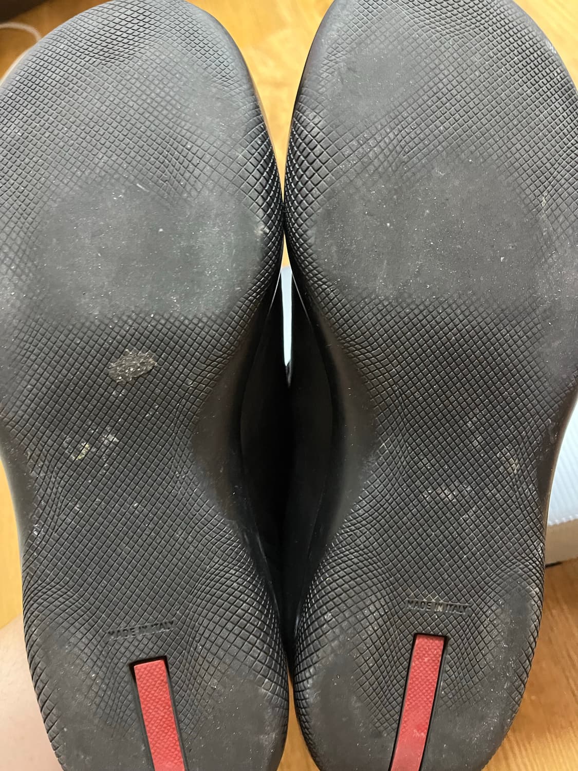 00s 블랙 프라다 스포츠 버클 로퍼 상품이미지3