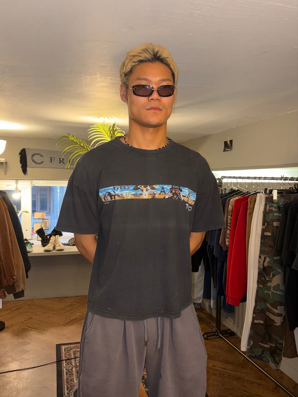 90‘s TOTO Mindfields World Tour faded T 상품이미지4