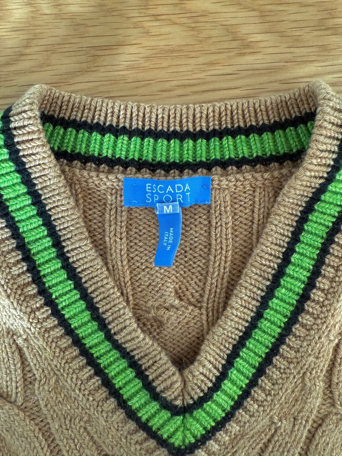 에스카다 스포츠(ESCADA SPORT) 브이넥 니트(ITALY) 상품이미지5