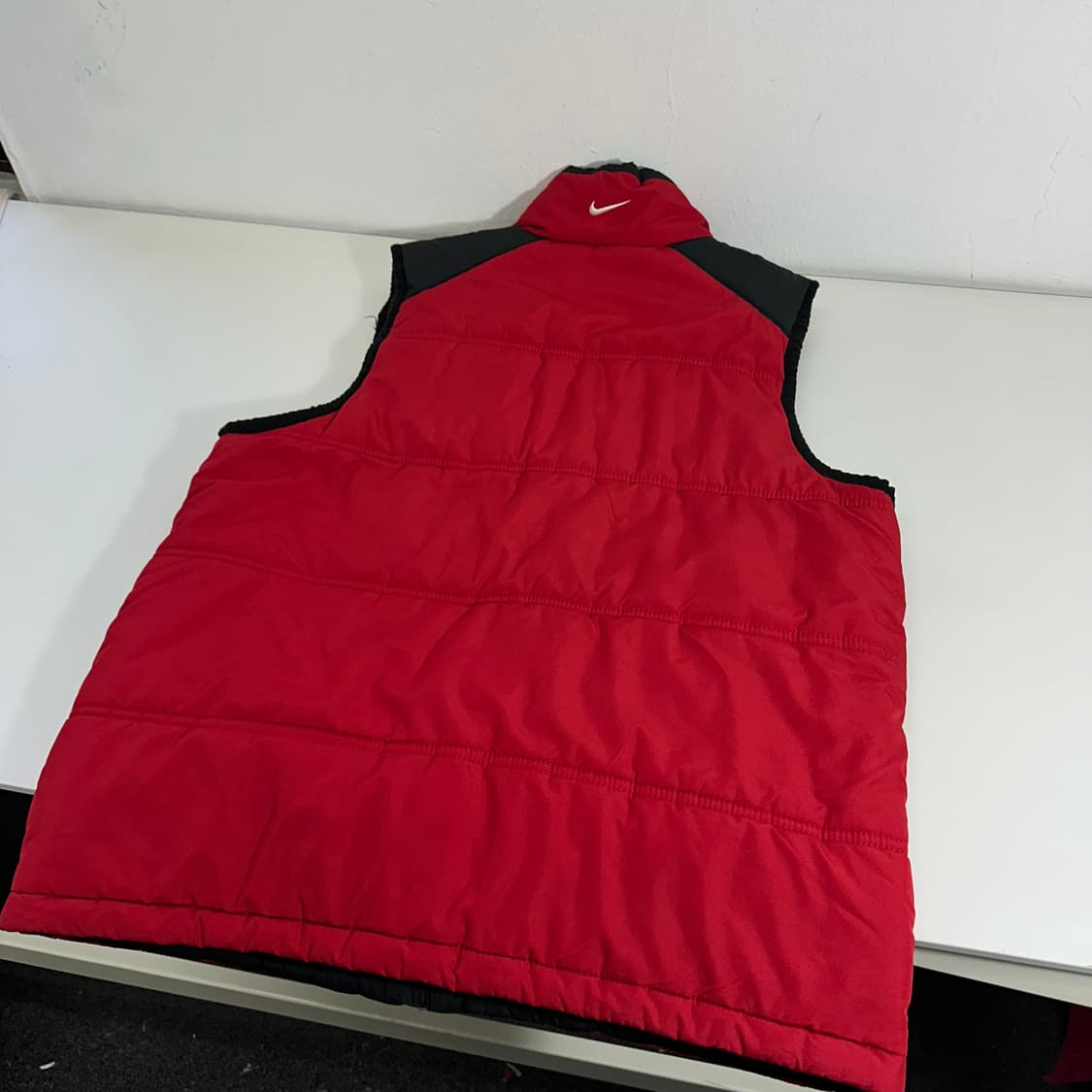 95 나이키 레드 패딩조끼 상품이미지4