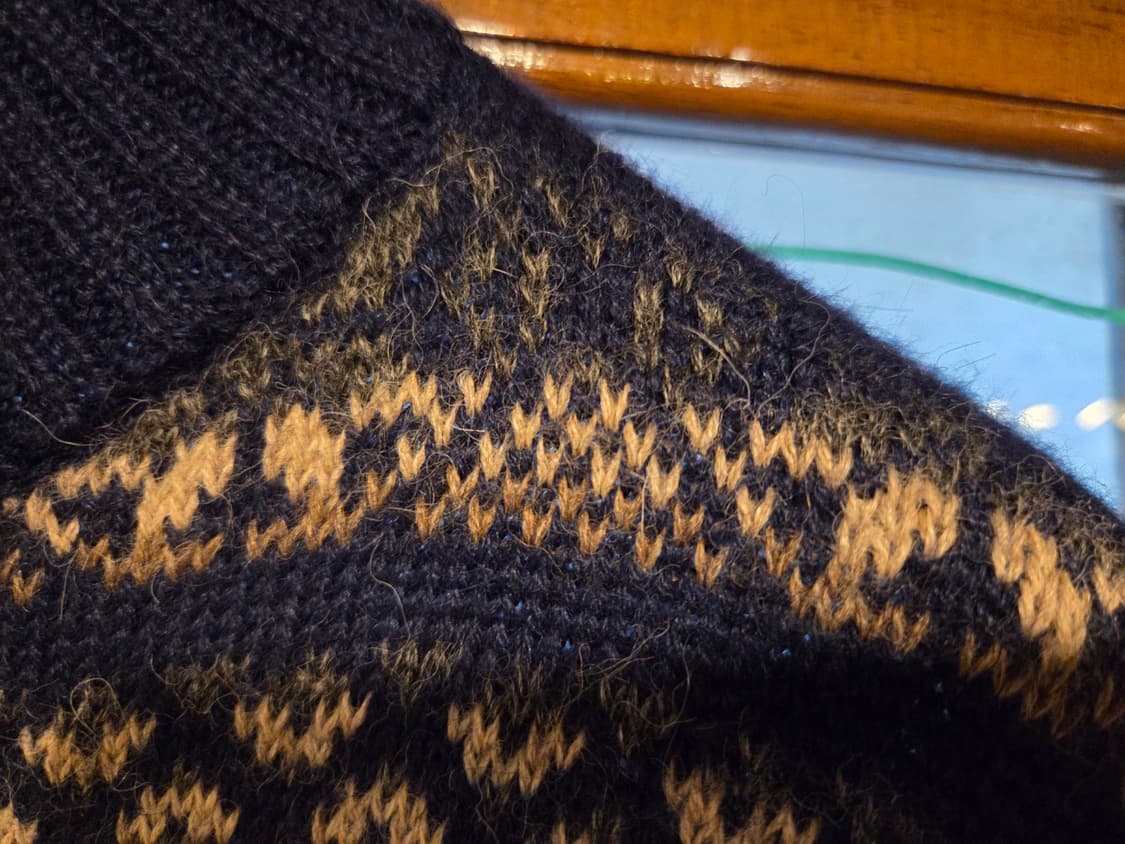 아페세 페어아일 모호크넥 상품이미지7