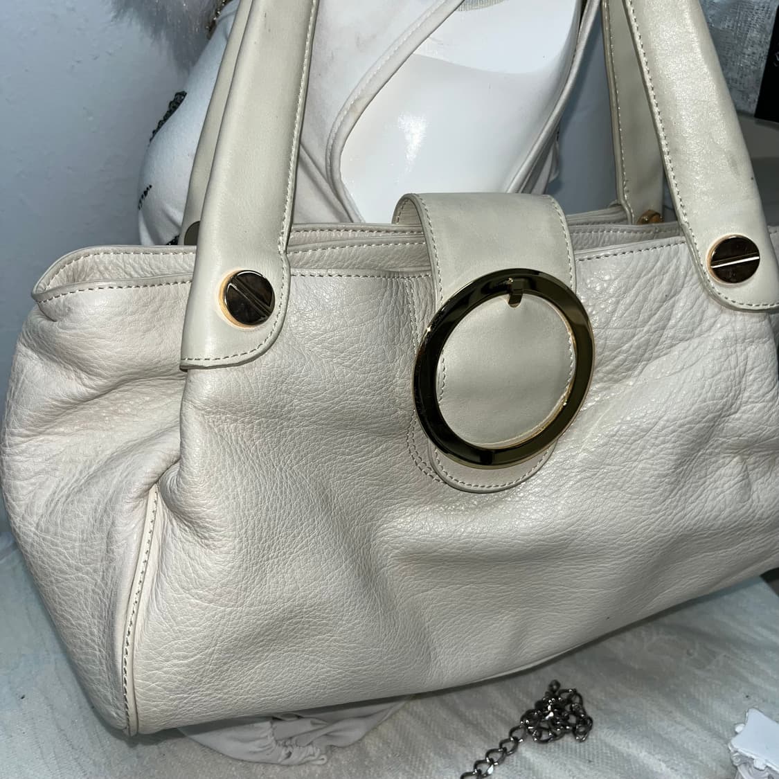 빈티지 화이트 버클 레더 숄더백 상품이미지2