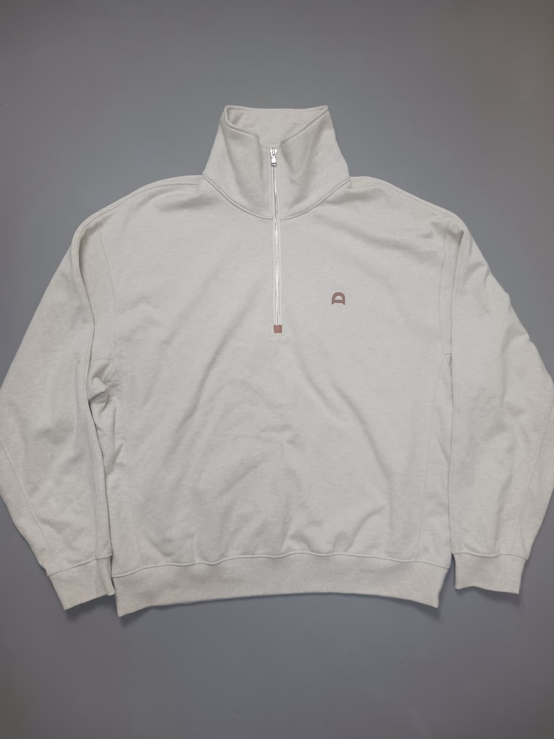 [L] 던스트 래더 로고 하프집업 스웨트셔츠 오트밀 멜란지 맨투맨 상품이미지1