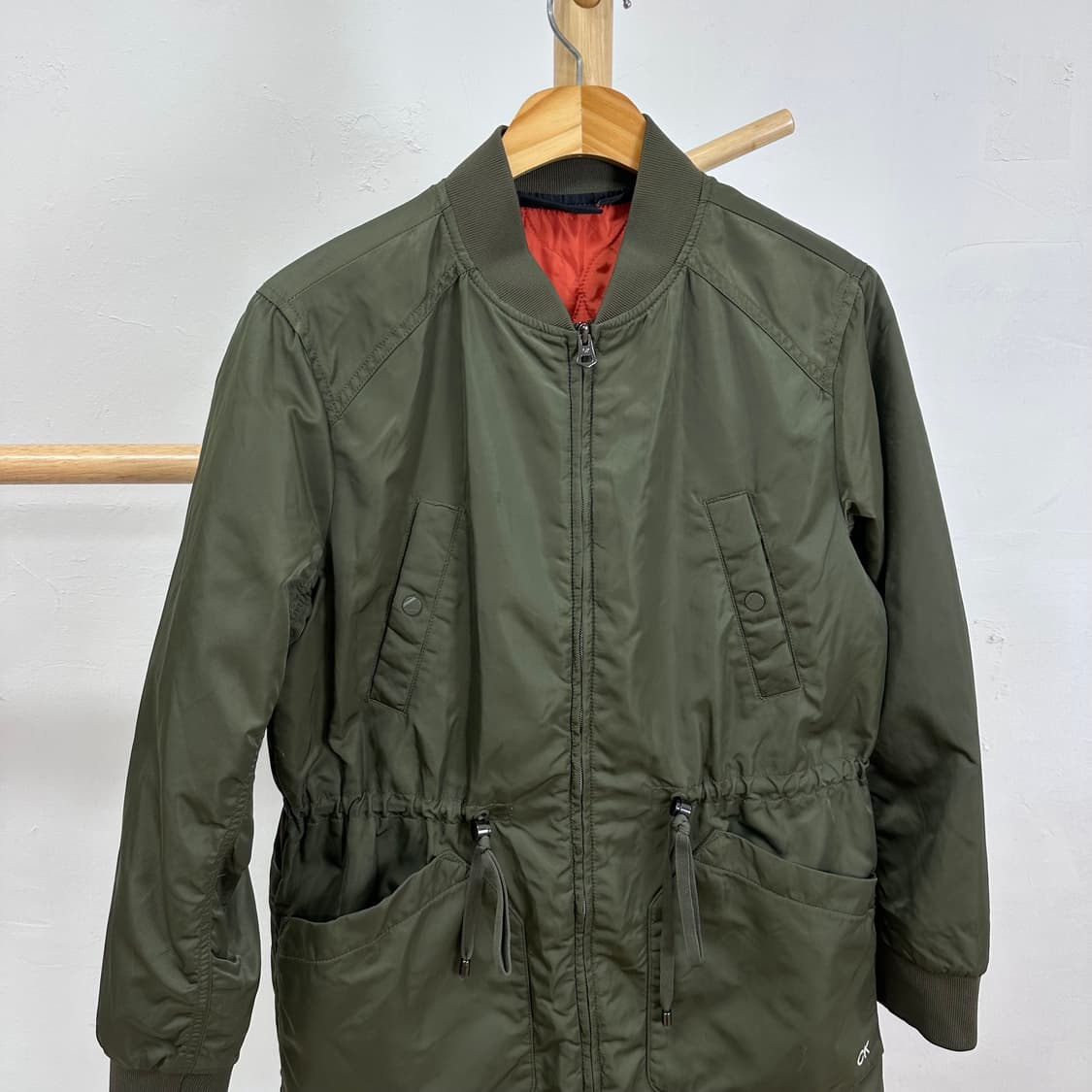 캘빈클라인 퍼포먼스 롱 바머 점퍼 카키 M(95) 안감누빔 J23 상품이미지2