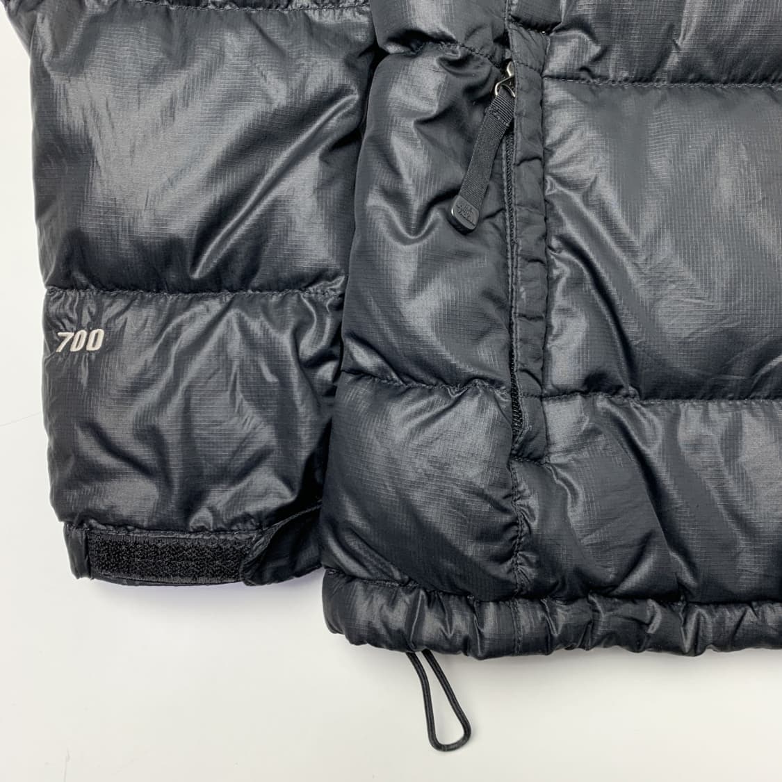 [M/정품] 노스페이스 700 블랙 눕시 패딩 상품이미지4