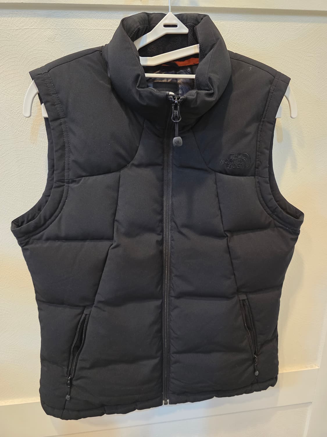 노스페이스 검정 패딩 조끼 상품이미지3