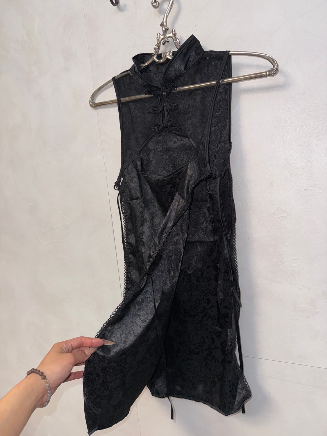 Black oriental floral open strap qipao 상품이미지6