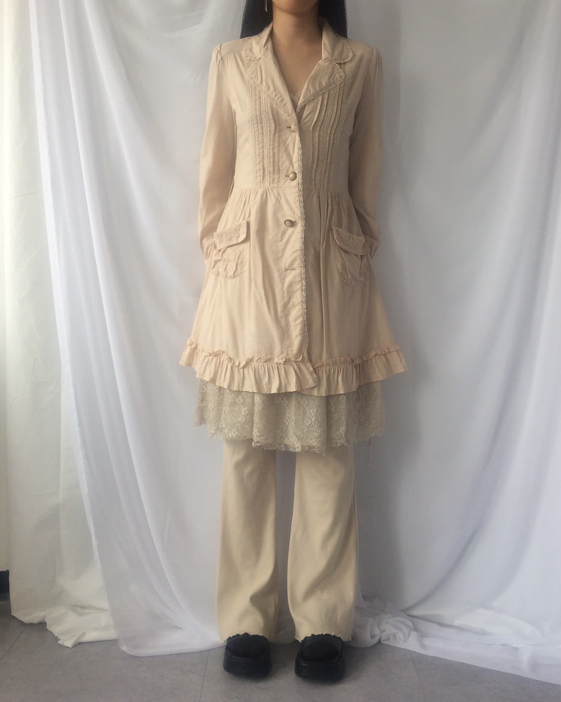 Axes femme back lace up point frill shir 상품이미지1