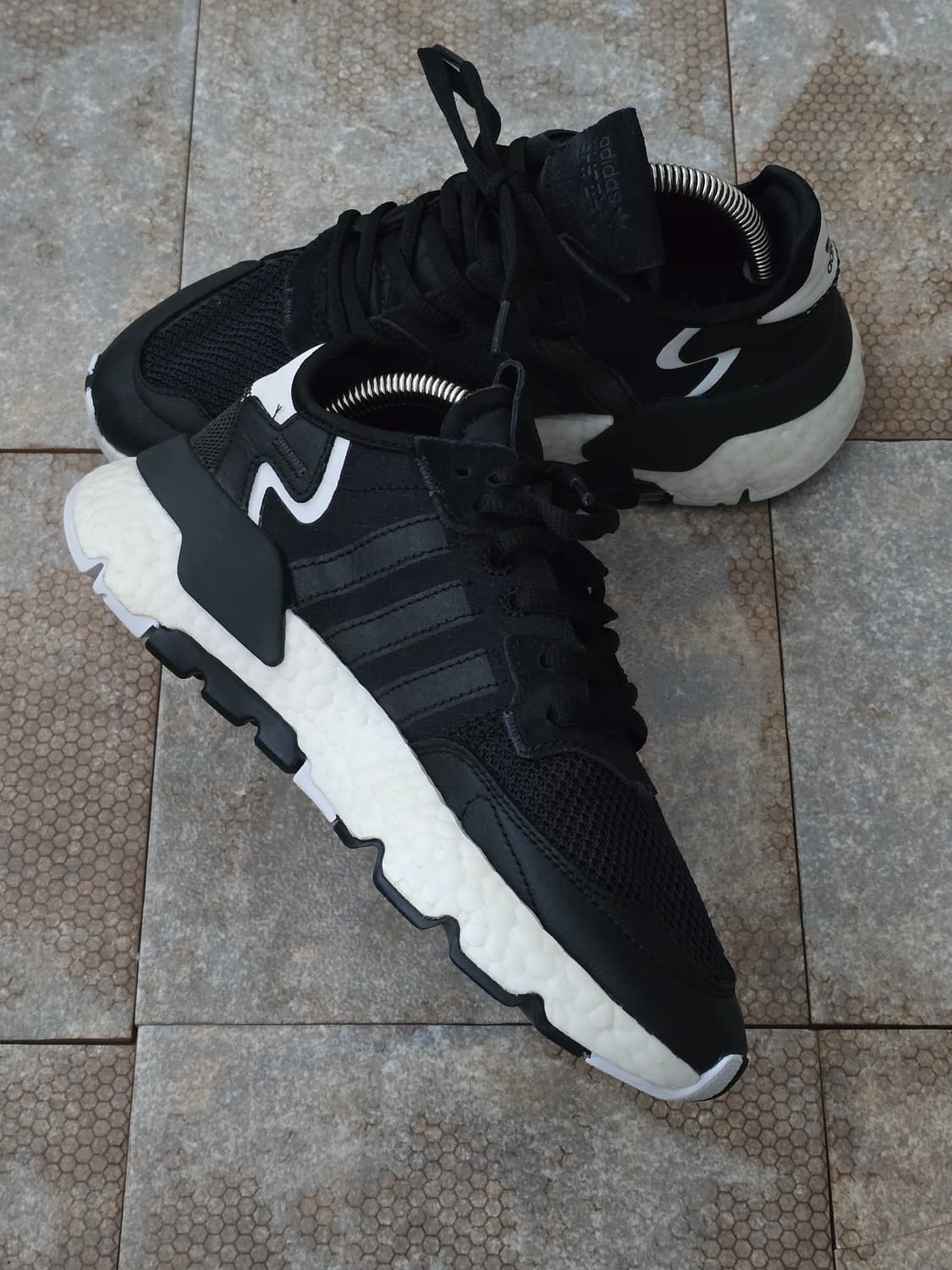 (225)아디다스 나이트 조거 블랙 카본  상품이미지4