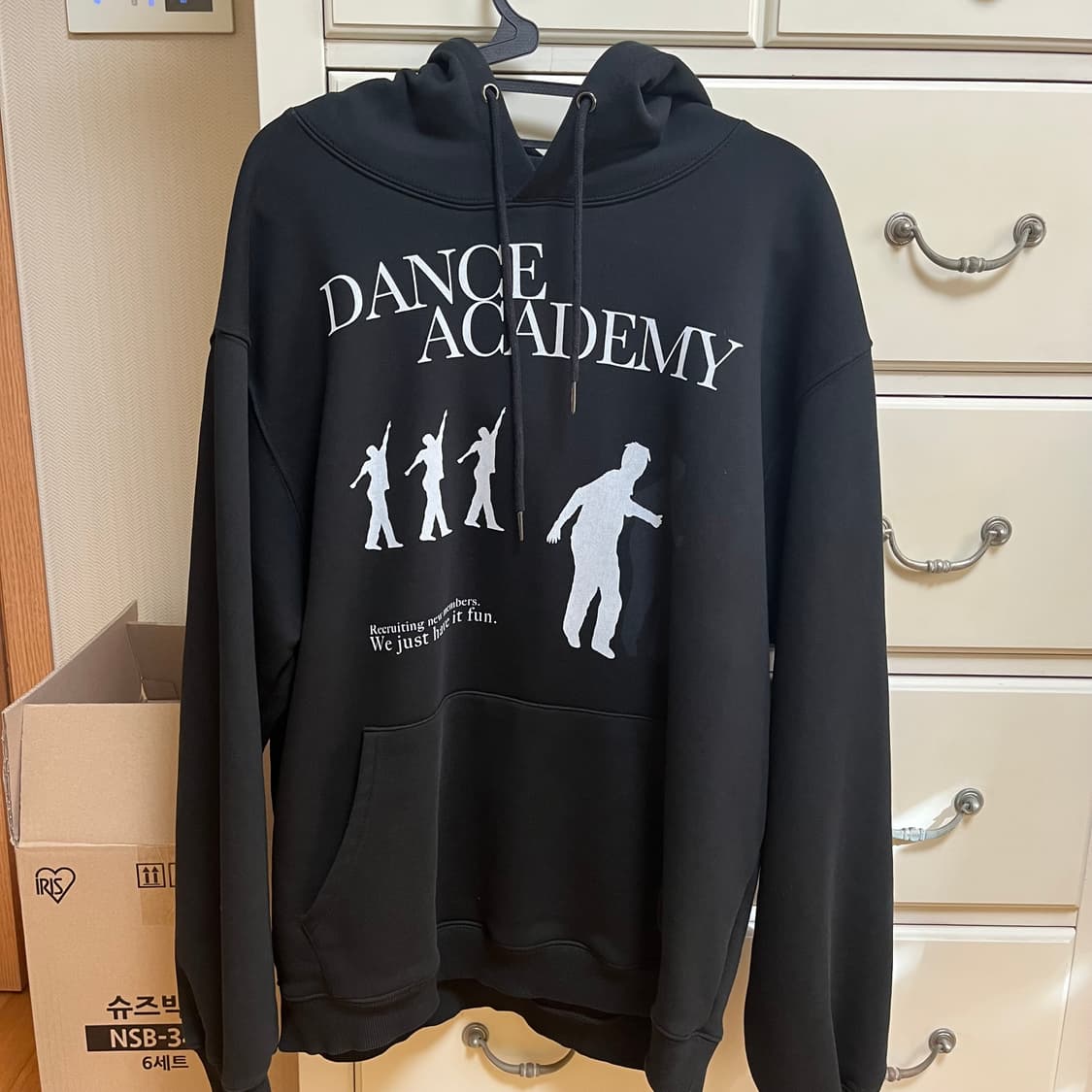 [L] 더콜디스트모먼트 후드티 상품이미지1