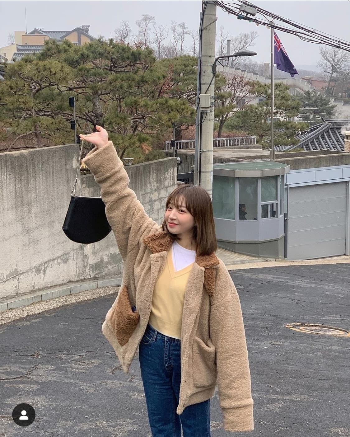 모어올레스 테디베어 부클 점퍼 베이지 상품이미지2