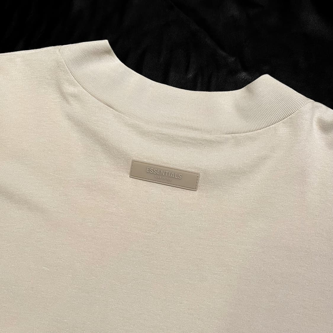  피어오브갓 에센셜 클래식 롱슬리브 티셔츠 상품이미지4